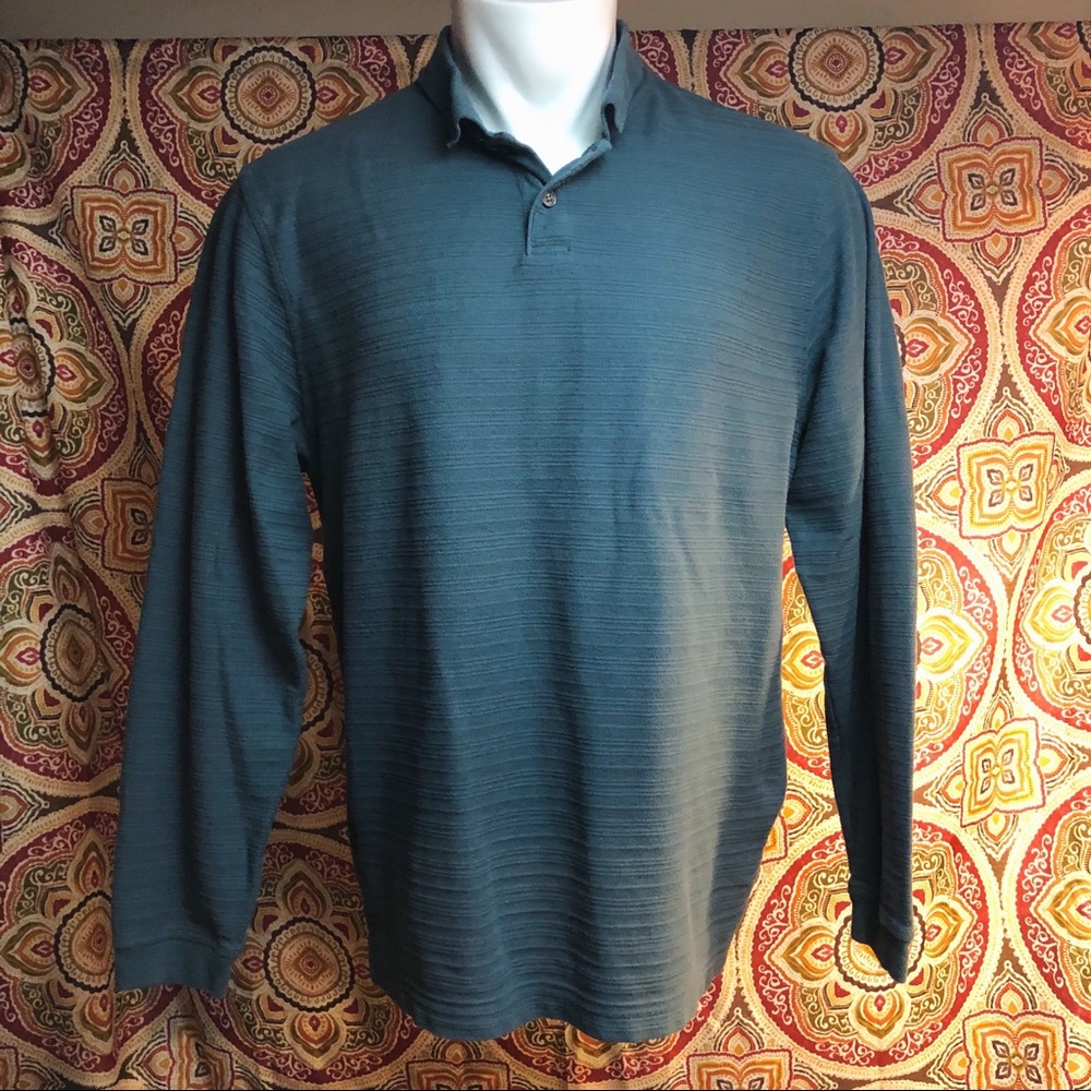 Van Heusen Long-Sleeve Buttoned Shirt Size Large